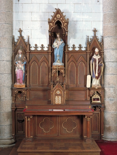 Ensemble de l'autel de la Vierge : autel, tabernacle, retable, 2 gradins d'autel, 2 degrés d'autel