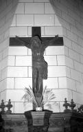 Croix (d'applique) : Christ en croix, église paroissiale Notre-Dame (Essé)
