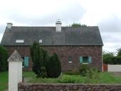 Ferme, rue Louise Grignard de Montsavoie (Saint-Gonlay)