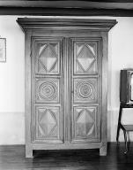 Armoire (3), presbytère (Saint-Gildas-de-Rhuys)