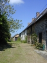 Alignement de quatre maisons, la Rue (Feins)