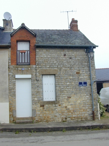 Maison, 4 rue du Champ Thébaut (Saint-Sulpice-la-Forêt)