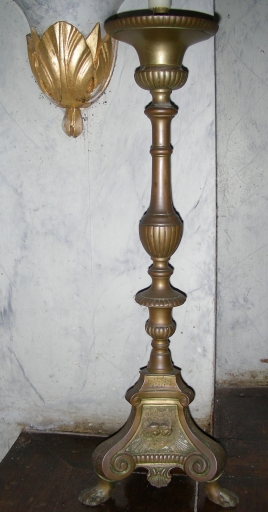 Série de 6 chandeliers d'autel