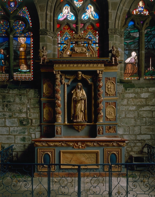 Autel, retable (autel secondaire, autel tombeau, retable architecturé à niche), de sainte Anne, (anciennement retable numéro 1), église paroissiale Notre-Dame-de-Roscudon (Pont-Croix)