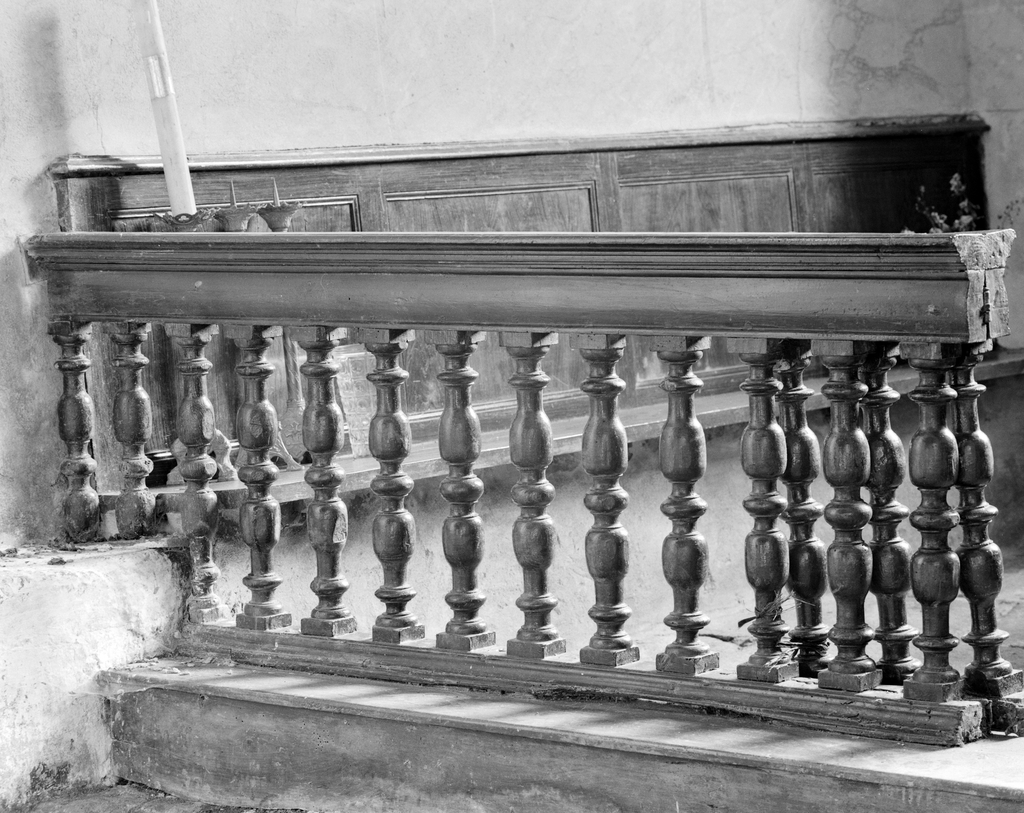 Clôture de choeur (table de communion), chapelle Saint-Conogan (Beuzec-Cap-Sizun)