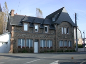 Maison, 28 rue Anatole France ; 18 rue des Sept-Iles (Perros-Guirec)