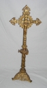 Garniture d'autel 1 : 4 chandeliers et croix d'autel