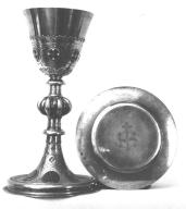 Calice, patène (3), église paroissiale Saint-Gurval, place de la mairie (Guer)