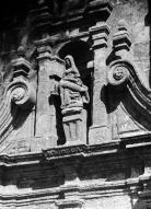 Statue (d'applique) : Vierge de Pitié, chapelle Sainte-Marie-du-Menez-Hom (Plomodiern)