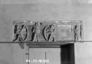 Bas-relief : Saint Sébastien, église paroissiale de Saint-Hernin (Saint-Hernin)