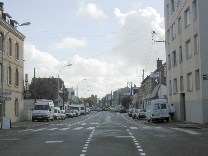 Ancienne route royale, puis nationale n°163bis, dite route départementale n°3 de Rennes à La Guerche, dite route de Châteaugiron, rue de Châteaugiron (Rennes)