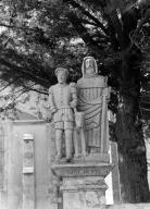 Groupe sculpté (petite nature) : saint Hervé, chapelle Sainte-Anne-la-Palud (Plonévez-Porzay)