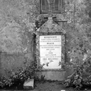 Dalle funéraire, église paroissiale Saint-Aubin (Brandivy)