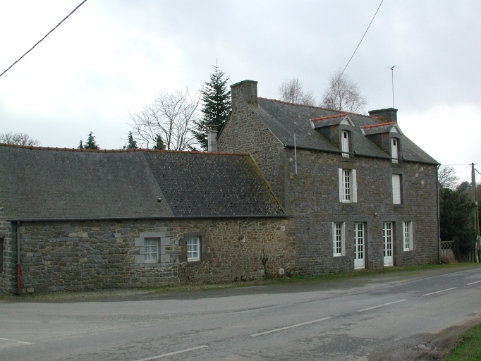Ferme, actuellement maison, les Chaussées (Saint-Pierre-de-Plesguen fusionnée en Mesnil-Roc'h en 2019)