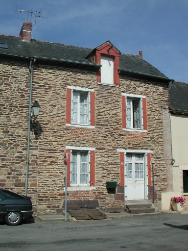 Maison, 4 rue du Centre (Talensac)