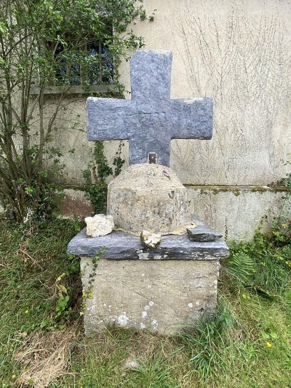 2e croix de chemin, rue le Bout des Rues (Gourhel)