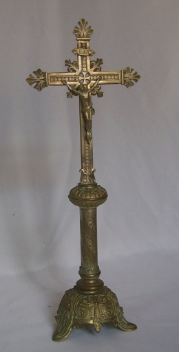 Croix d'autel 1