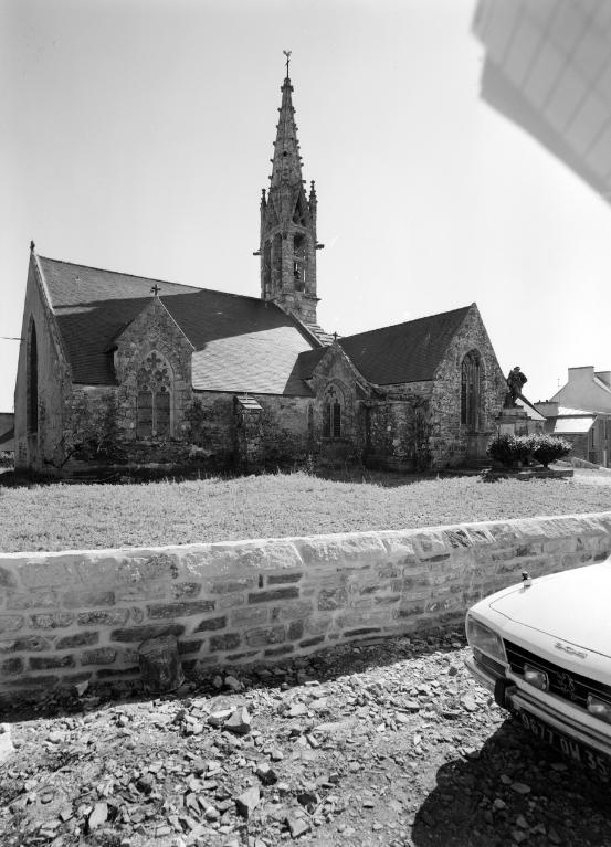 Eglise paroissiale Saint-Annouarn (Peumérit)
