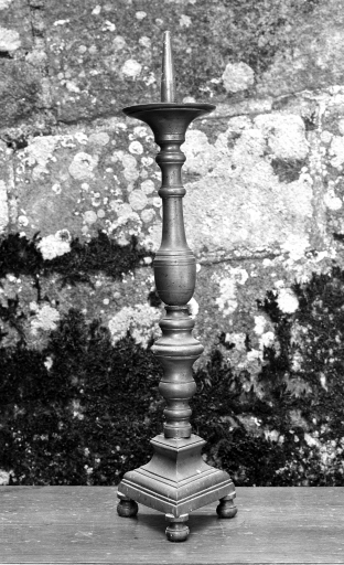 Chandeliers (6)