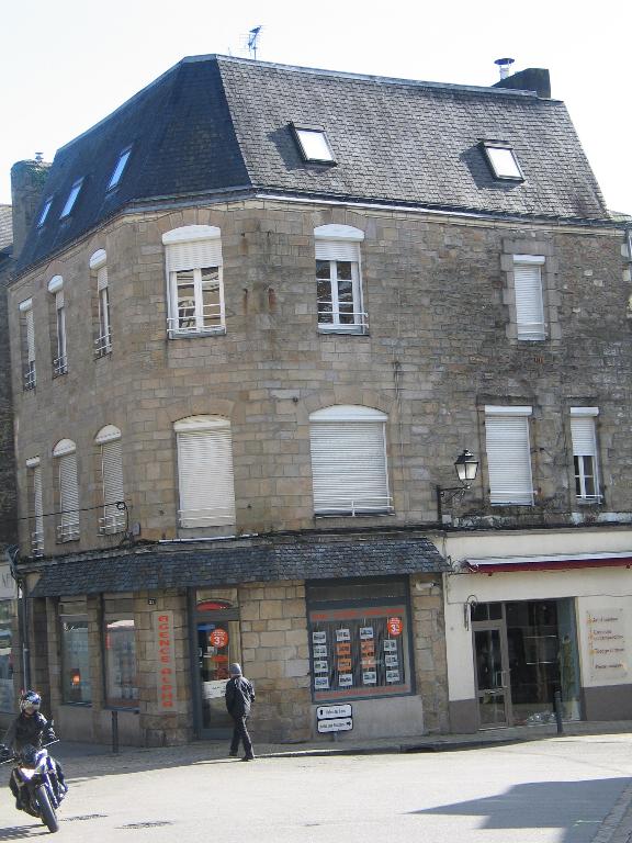 Immeuble, 24, 22 rue Noé ; 1 ruelle de la Poissonnerie (Vannes)