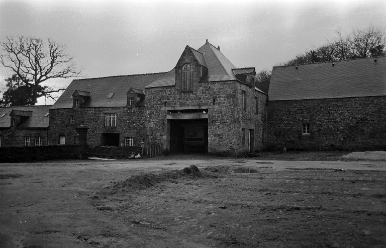 Château, Trégarantec (Mellionnec)