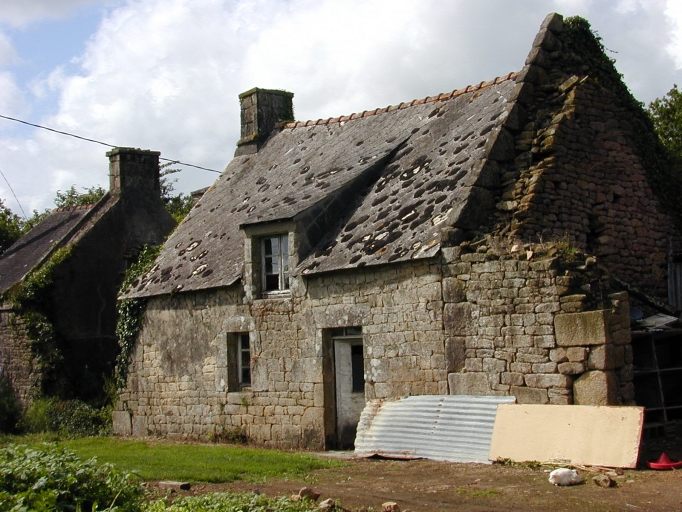 Maison, Coëtmenan (Bieuzy fusionnée en Pluméliau-Bieuzy en 2019)