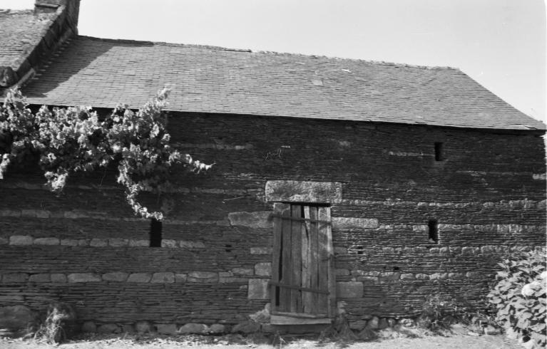 Les maisons et fermes de la commune de Coray
