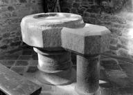 Fonts baptismaux, église paroissiale Saint-Mahouarn (Plomodiern)