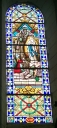 Verrière à personnages de la baie 1 : Apparition de la Vierge à Bernadette Soubirous