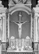 Croix (d'applique) : Christ en croix, crucifix, église paroissiale Saint-Caradec (Saint-Caradec-Trégomel)