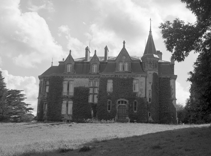 Château de Marc'hallac'h (Plonéis)