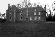 Les manoirs sur la commune de Parthenay