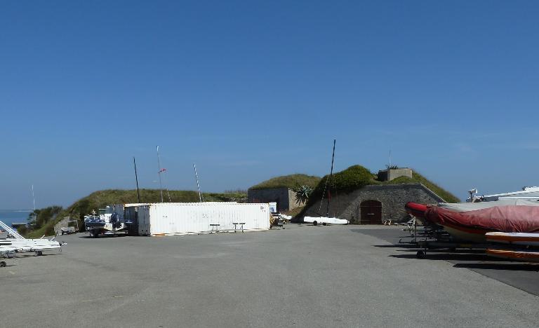 Batterie actuellement établissement nautique, Beg Rohu (Saint-Pierre-Quiberon)