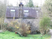 Moulin à farine de Kerroch, actuellement maison (Plouguernével)