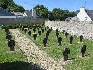 Carrés militaires français et allemands du cimetière Saint-Fiacre (Tréguier)