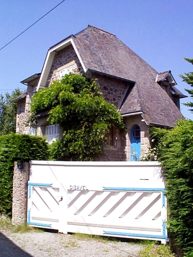 Maison de villégiature, dite Disavel, boulevard du Béchet (Saint-Briac-sur-Mer)