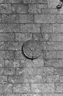 Cadran solaire (2), église Paroissiale Notre-Dame (Kergrist-Moëlou)
