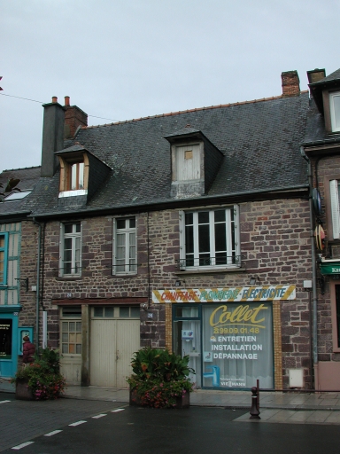 Maison, 24, 26 rue Saint Nicolas (Montfort-sur-Meu)