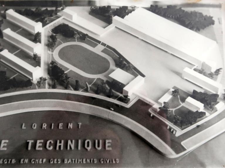 Lycée polyvalent Jean-Baptiste Colbert, 117 boulevard Léon Blum (Lorient)