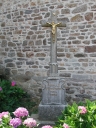 Croix, place de l'Eglise (Vignoc)