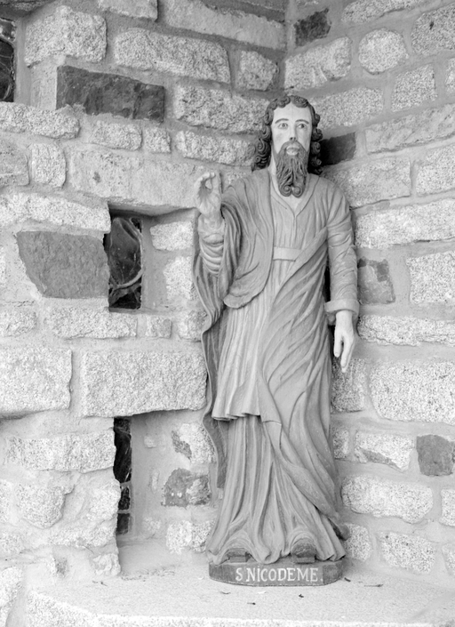 Le patrimoine mobilier de l'oratoire Saint-Cornély-Saint-Nicodème, Henlé (Taupont)