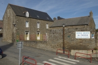 Architecture publique ou collective sur la commune de Saint-Père-Marc-en-Poulet