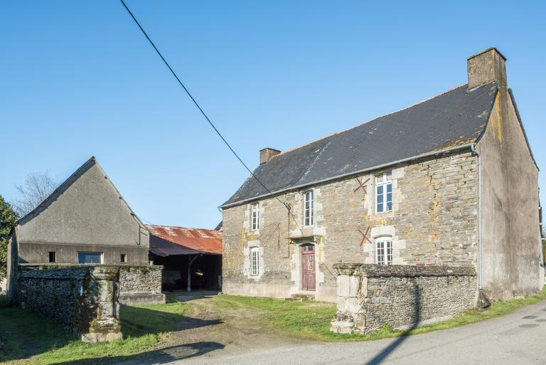 Maison de marchand de toile, 2 rue Maison des Toiles (Saint-Thélo)