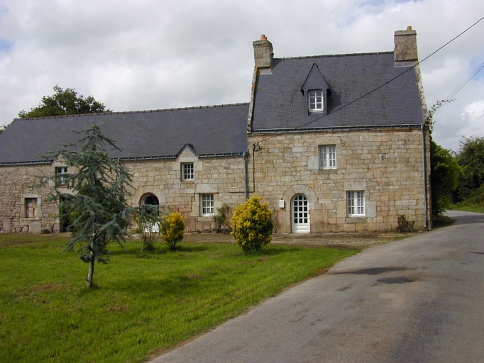 Ferme, Coëtmenan (Bieuzy fusionnée en Pluméliau-Bieuzy en 2019)