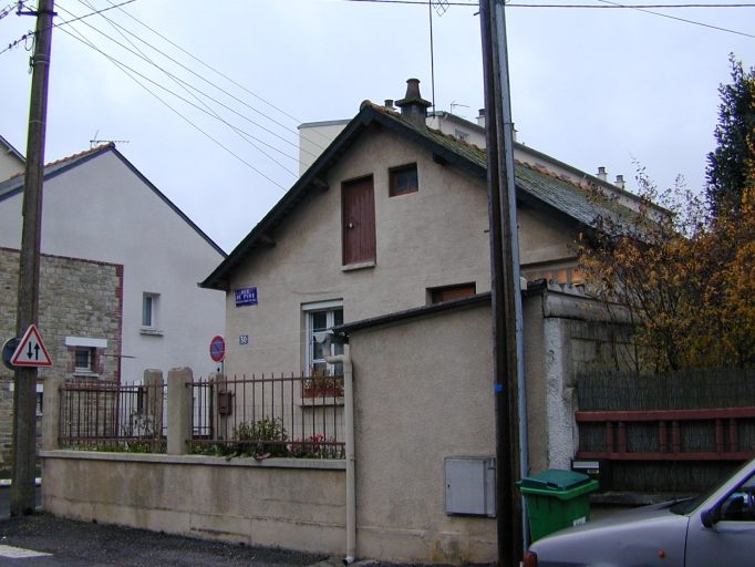 Maison, 30 rue de Piré ; 43 rue Vouziers (Rennes)