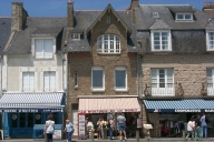 Immeuble, 24 quai Gambetta, la Houle (Cancale)