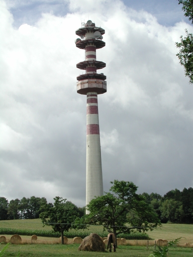 Émetteur radio, près de la Houssais (Langon)