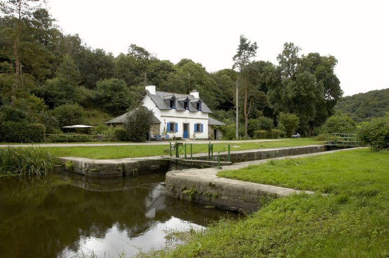Site d'écluse de Coz Castel, n° 204, Coz Castel Kergoat (Saint-Hernin)
