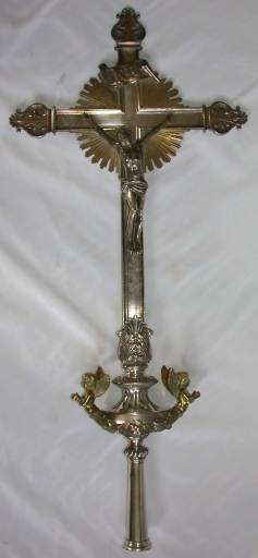 Croix de procession 2 et sa hampe
