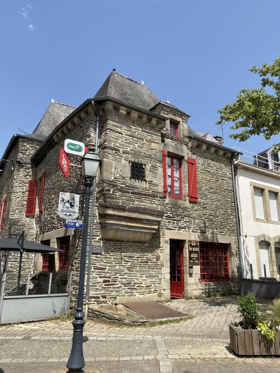 Ancien hôtel Le Gouesbe, place de l'Union (Ploërmel)